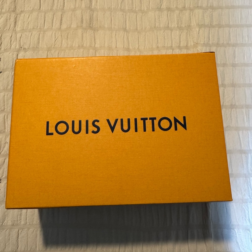 Louis Vuitton Monogram FrontRow Women’s Sneakers New in Box - Picture 14 of 14